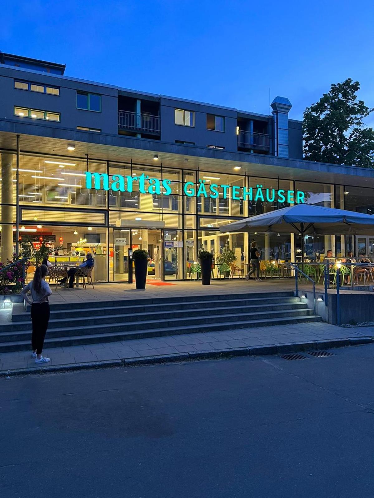 Martas Gastehauser Hauptbahnhof Berlin Ehemals Jugendgastehaus Esterno foto